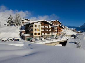  Hotel-Garni Felsenhof  Лех-На-Арльберге